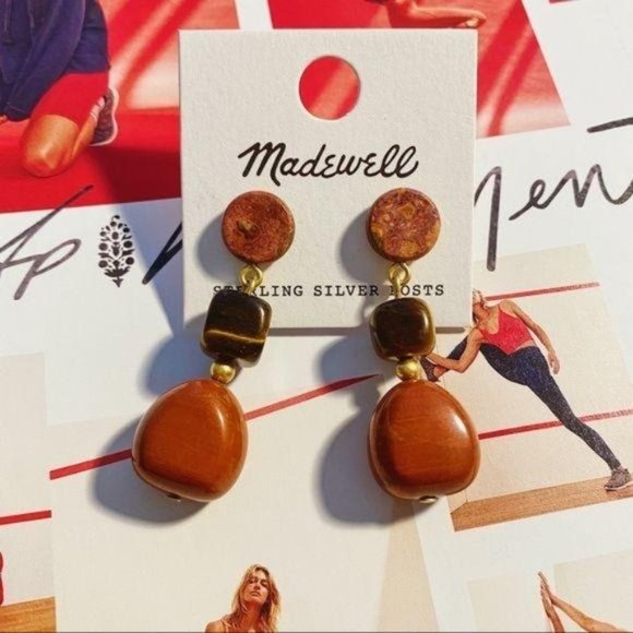 NWT Madewell Statement Stone Earrings In Red - Picture 5 of 6